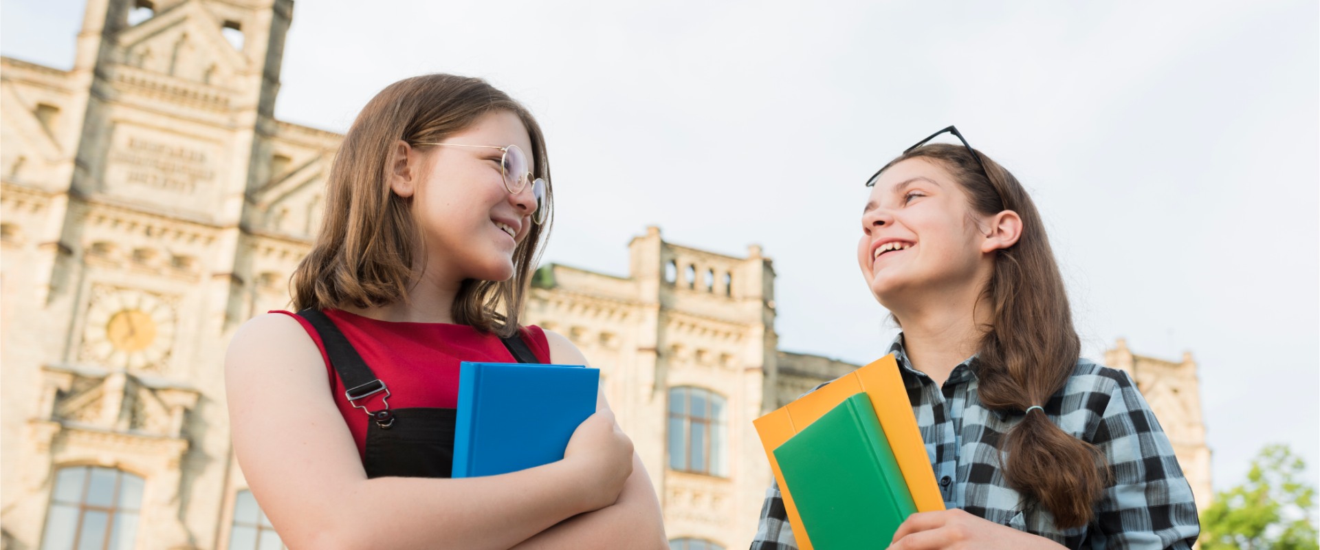 A Comprehensive Guide to GCSEs: Navigating the UK Education System and Finding the Best Tutors